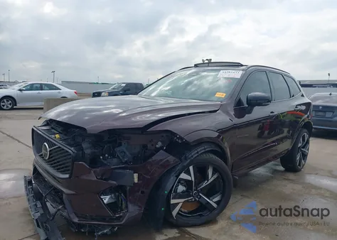 2026 Volvo Xc60 B5 Ultra z USA, uszkodzony, nr VIN YV4M12RM0T1388083